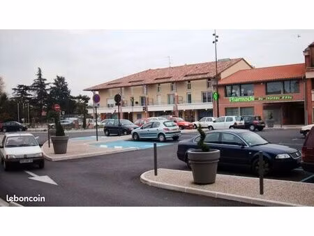 ◊ rare à la location – local pro / bureau à aucamville ◊