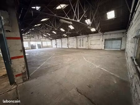 à louer – grand local / entrepôt / atelier – 1 300 m² – vernon (27200)