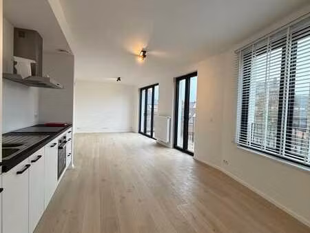 app 2 ch avec parking et terrasse - neuf