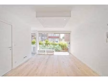 beau flat en rdc en plein coeur de forest