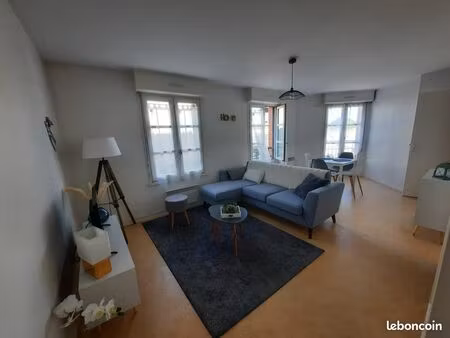 t2 45 m2 meublé ou non meunblé + parking à plaisance du touch