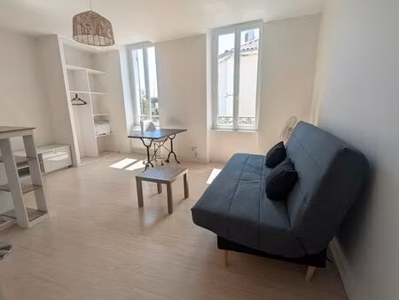 studio meublé lumineux – centre-ville