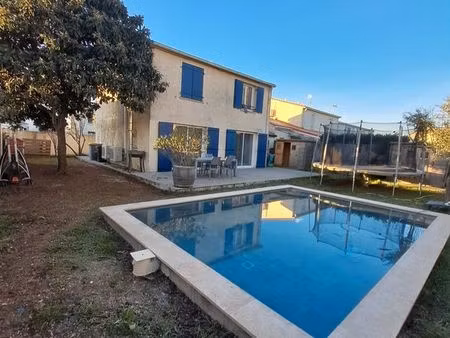 villa 100 m2 avec piscine