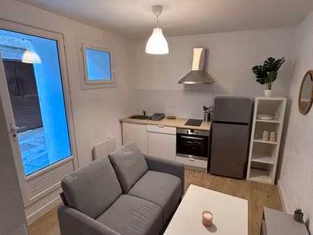 appartement 23m2 rdc dans une impasse piétonne calme