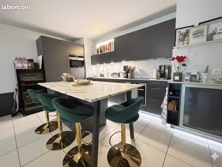 appartement 4 pièces 91 m²