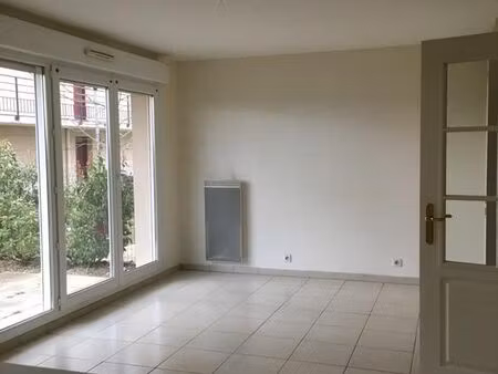 location appartement f2