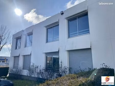 bureaux 49 m² évreux