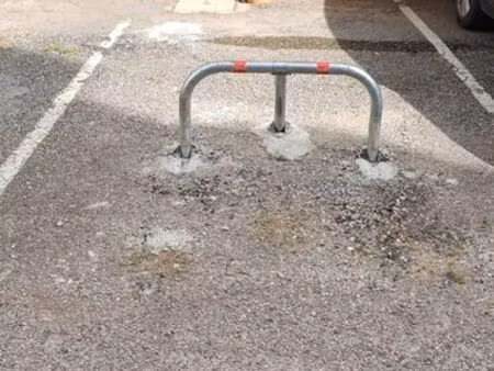 place de parking avec arceau