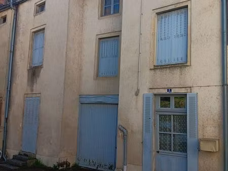 maison 8 piéces à champlitte