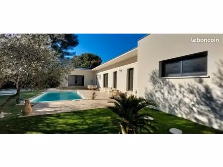 maison contemporaine hors lotissement