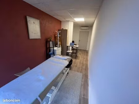 location cabinet 30700 uzès