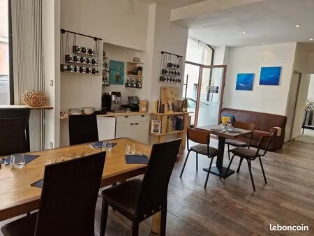 local commercial ou bureau centre-ville de nîmes: