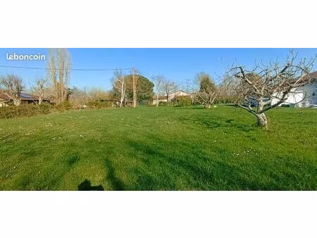 terrain 1 275 m² lasserre