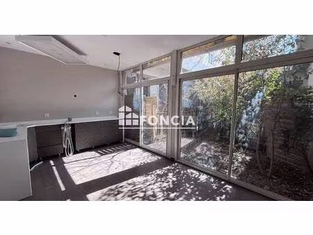 local commercial à vendre