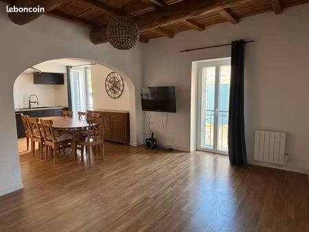 jolie maison de village (meublée ou pas) avec studio