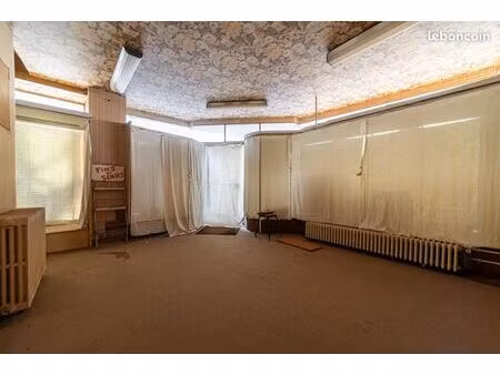 maison 2 pièces 160 m²