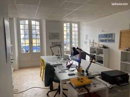 local bureau à partager