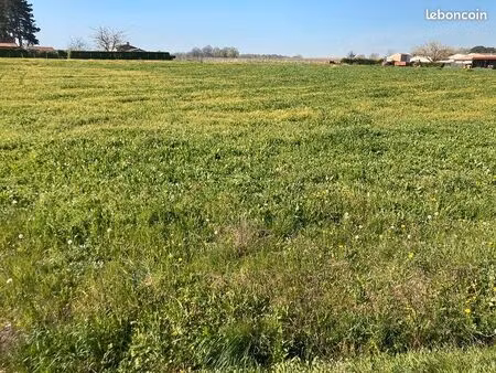 terrain 621 m² saint quentin de baron