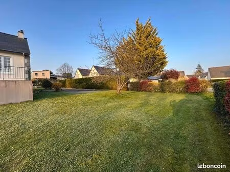 terrain constructible 319 m²