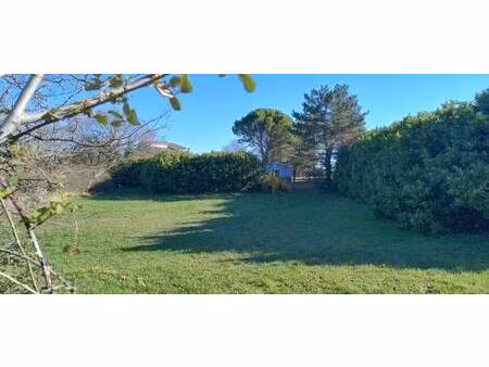 terrain constructible viabilisé à vendre