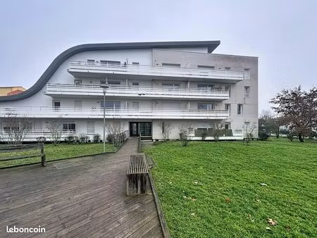 appartement t2 beges