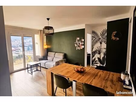 appartement 70 m² rénové – balcon vue dégagée – 2 ch + bureau – centre/gare à pied