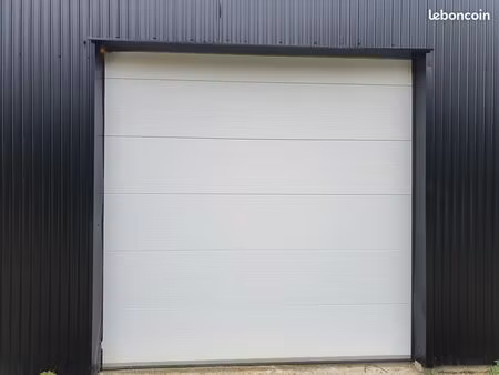 garage/box 8 m² landivisiau