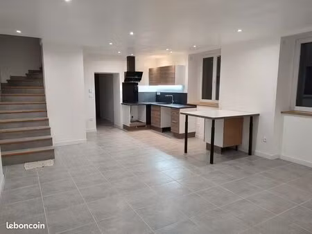 local professionnel 163 m² – idéal cabinet médical / kiné – plusieurs salles de soins