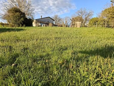 terrain 800 m² cursan