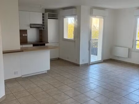 appartement t3 - 62 m² - rénové à neuf