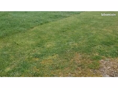 terrain 685 m² saint germain du puch