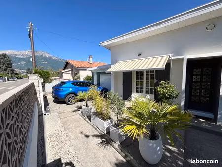 maison plein pied echirolles commanderie