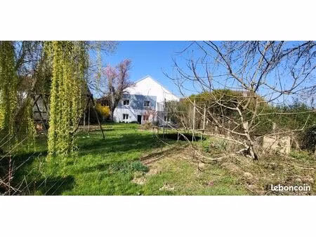 maison 6 pièces 204 m²