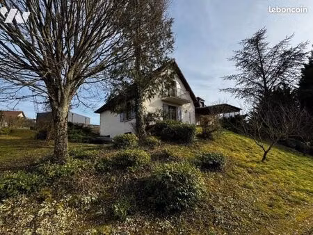 maison 6 pièces 156 m²