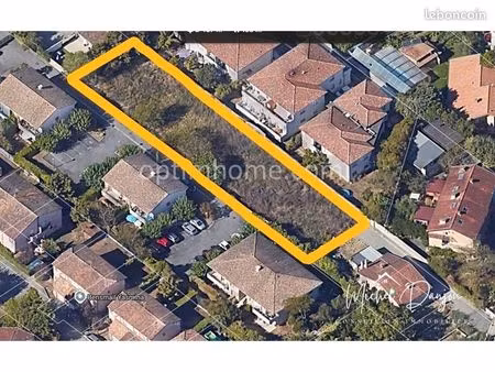 terrain 1 400 m² toulouse