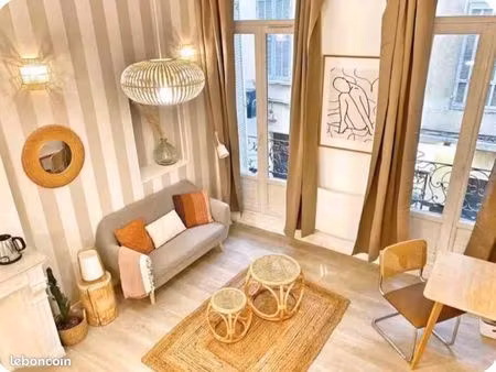 studio loft hypercentre lumineux équipé