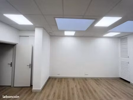 inconnu 1 pièce 61 m²