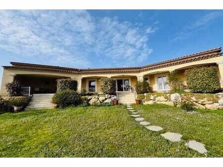 maison de plain-pied à vendre