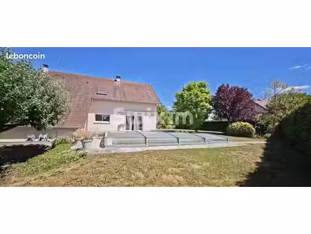 villa 7 pièces 190 m²