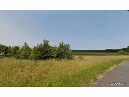 terrain 610 m² savonnieres