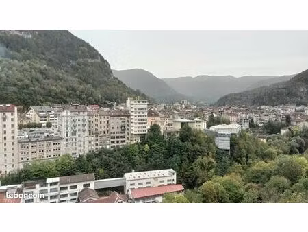 appartement t3 75 mètre carré quartier gare belle vue ensoleillée