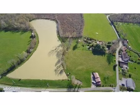 propriété rare – 2 1 ha avec étang + chalet – fort potentiel