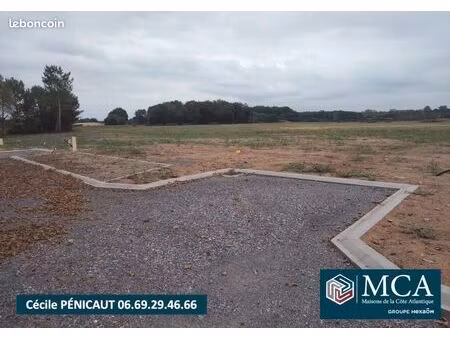 terrain 572 m² mees
