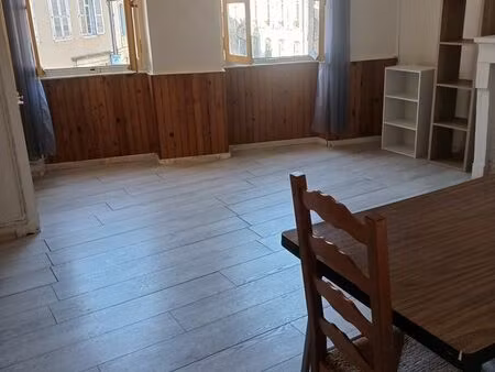 appartement type f1 à louer en centre ville