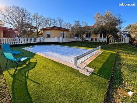 villa 4 pièces 152 m²