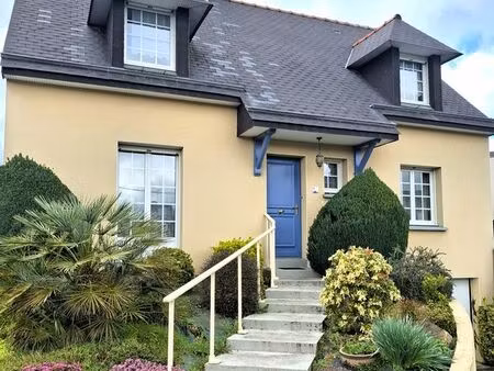 maison 4 chambres - terrain 800m2 - janzé centre - sous sol complet