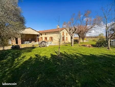 propriété 4 pièces 130 m²