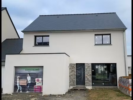 maison 6 pièces 105 m²
