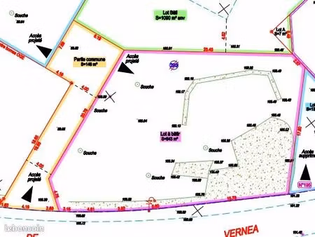 terrain libre constructeur 644m²