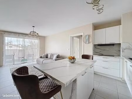 appartement 3 pièces 61 m²